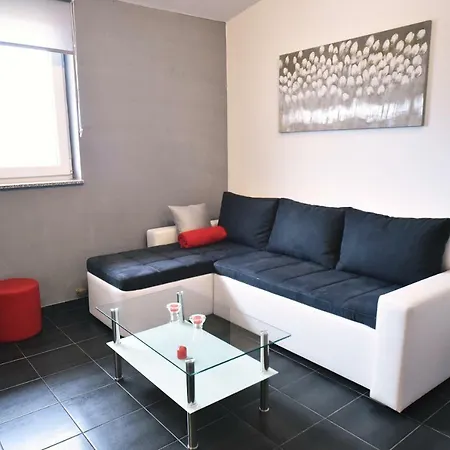 Trampi Apartment *