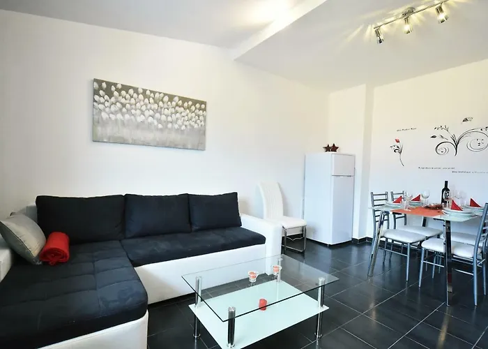 Daire Trampi Marinici (Primorsko-Goranska)